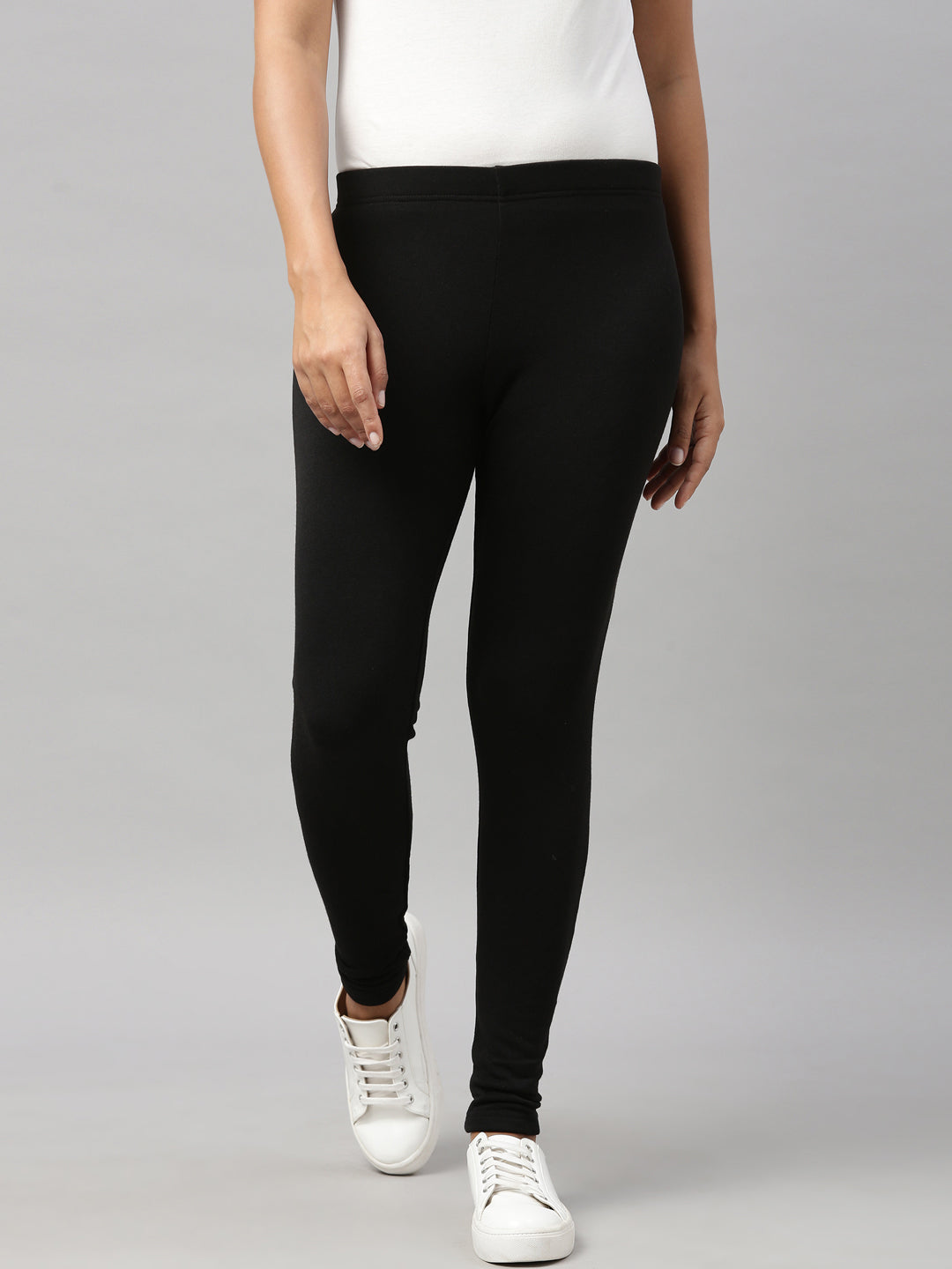 My Favorite Leggings for Keeping Warm During the Winter Are 50% Off